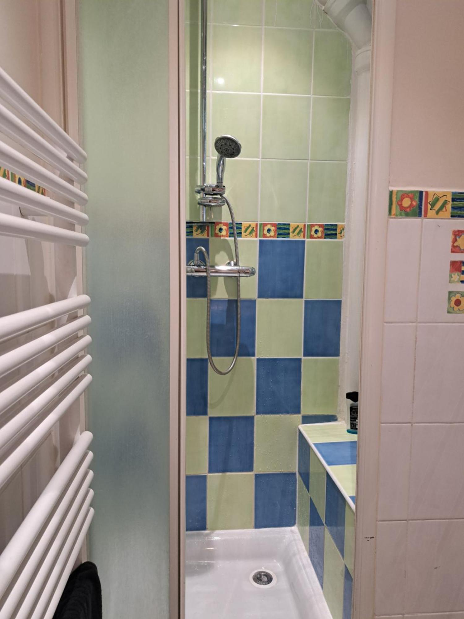 Studio Jaures - Equipped Studio Near Paris With Private Bathroom Монруж Экстерьер фото